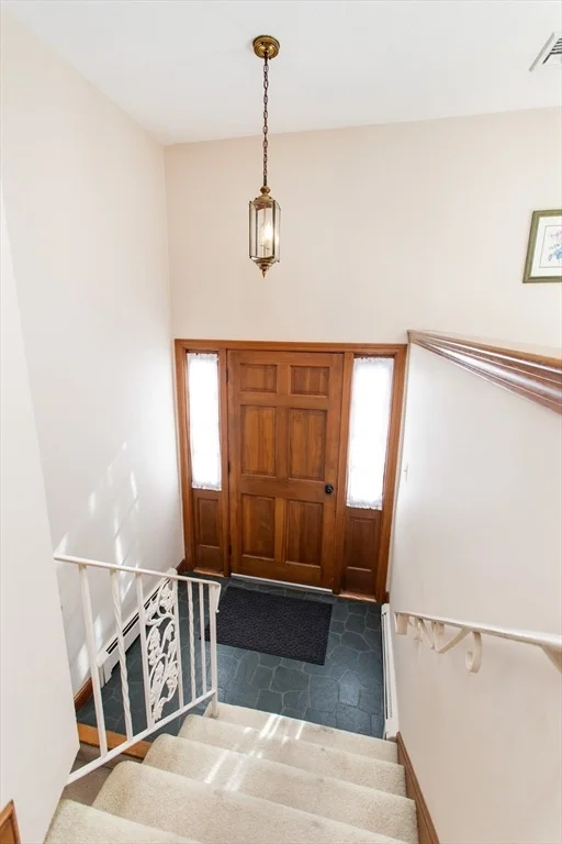 Photo of 9 Hemlock Rd