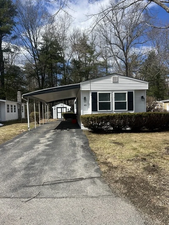 Photo of 43 St. James Avenue