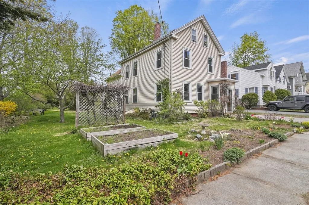 Photo of 57 Mount Vernon St