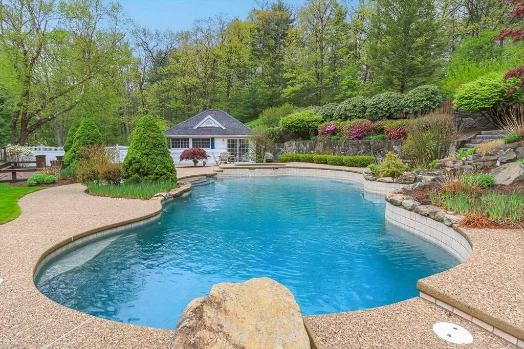 Photo of 100 Overlook Drive