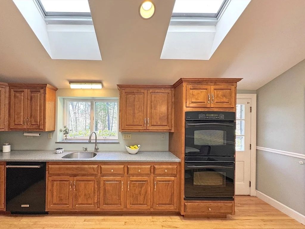 Photo of 43 Sherburn Cir