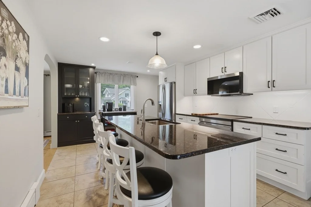 Photo of 69 Maple Street