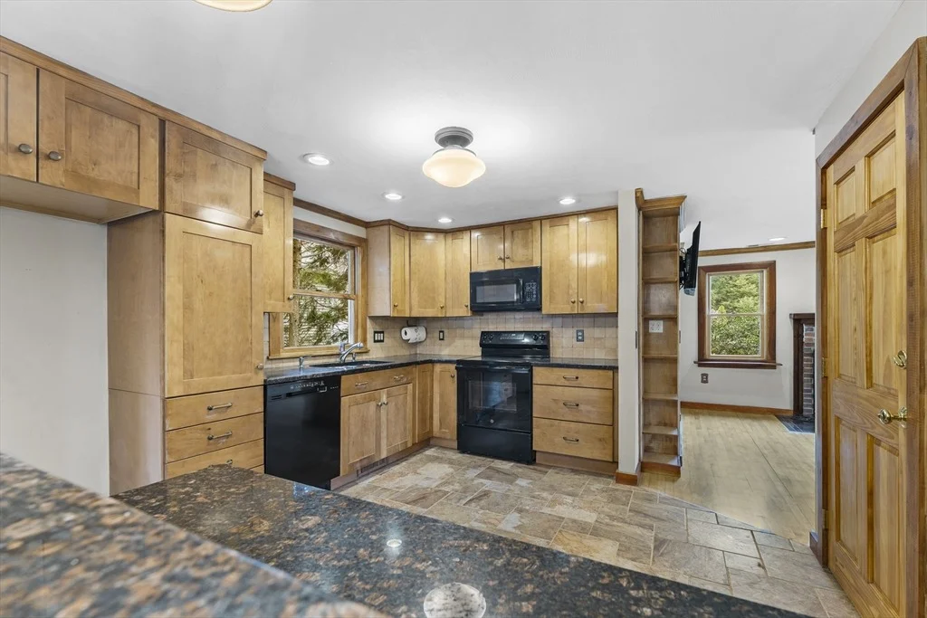 Photo of 46 Perry Henderson Dr