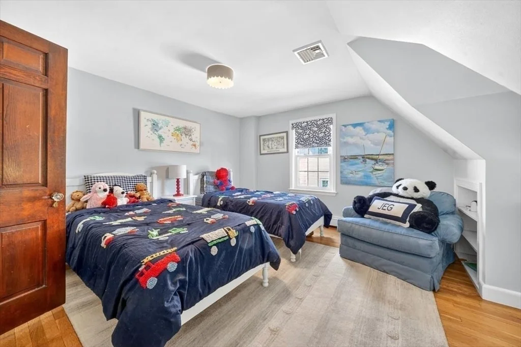 Photo of 51 Elm St
