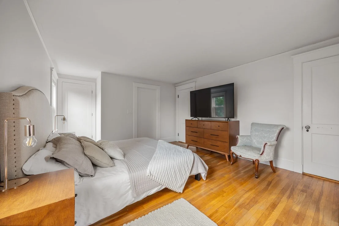 Photo of 25 Lovell Rd