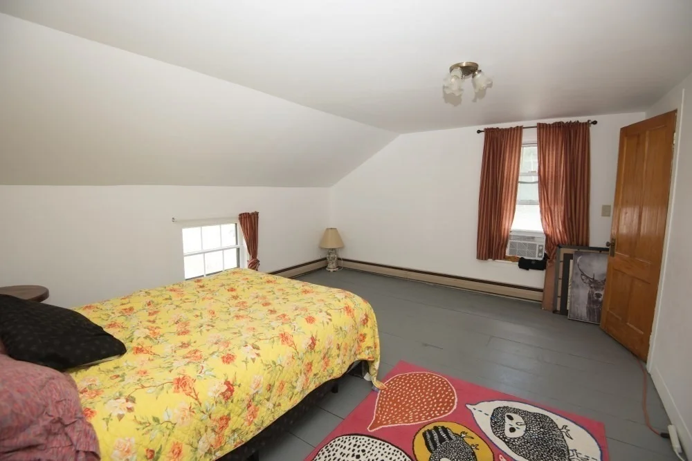 Photo of 11 Maple St