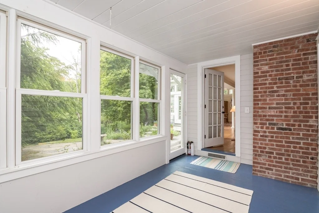 Photo of 52 Ward Ave