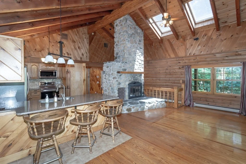 Photo of 457 Montgomery Rd
