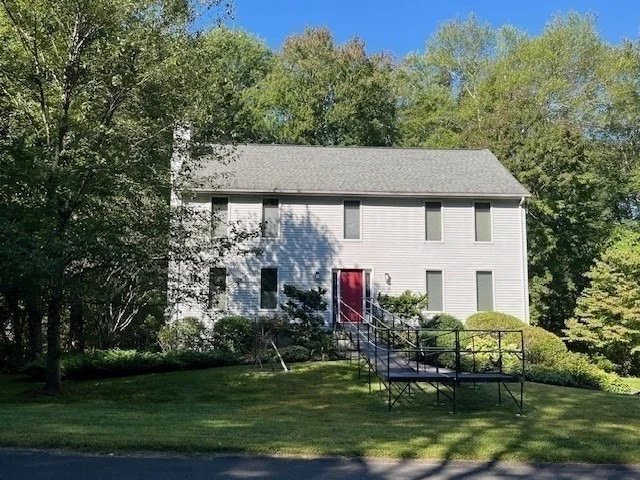 Photo of 481 Old Farm Rd