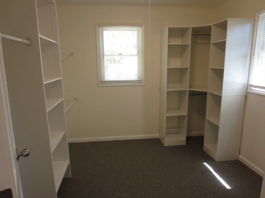 Photo of 130 Fuller Rd