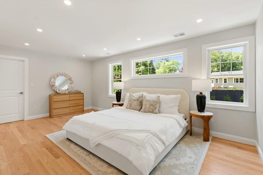 Photo of 6 Longbow Rd
