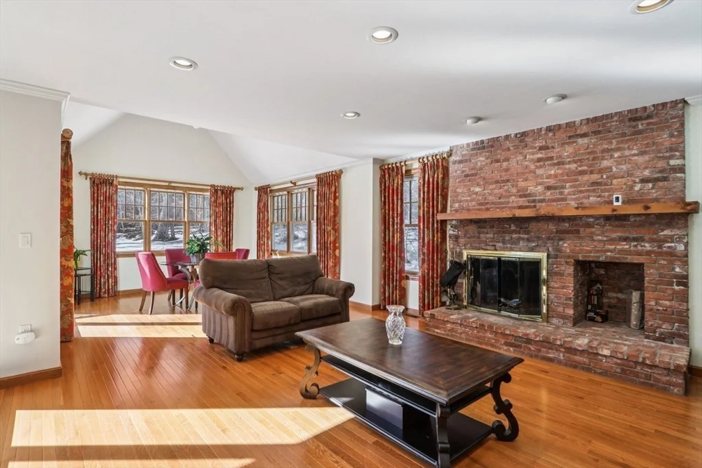 Photo of 11 Thaxton Rd