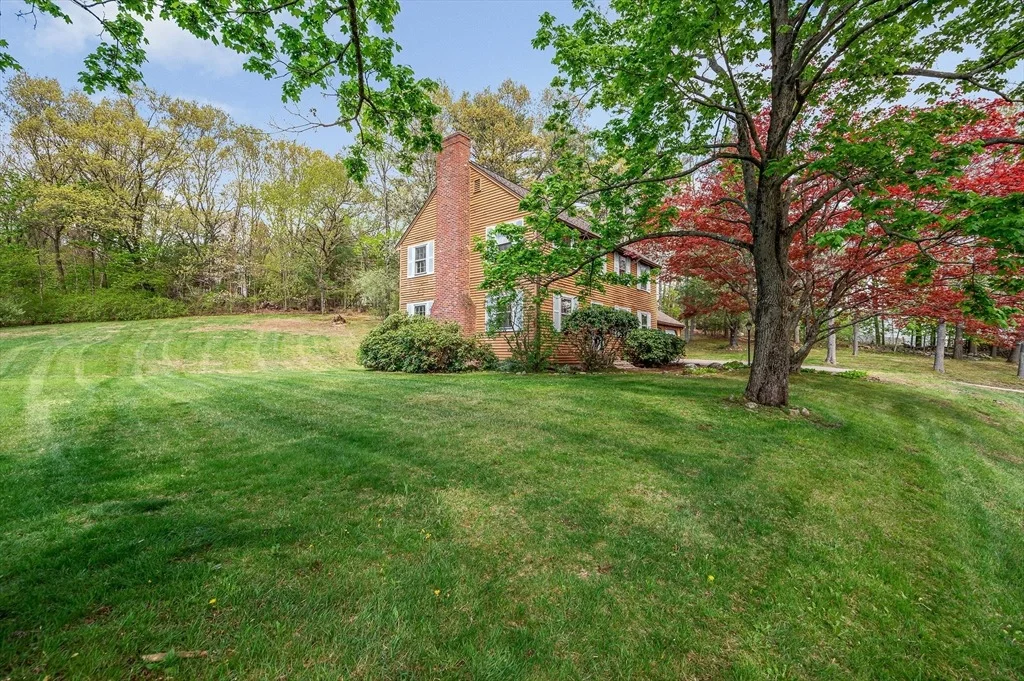 Photo of 104 Meadowview Road