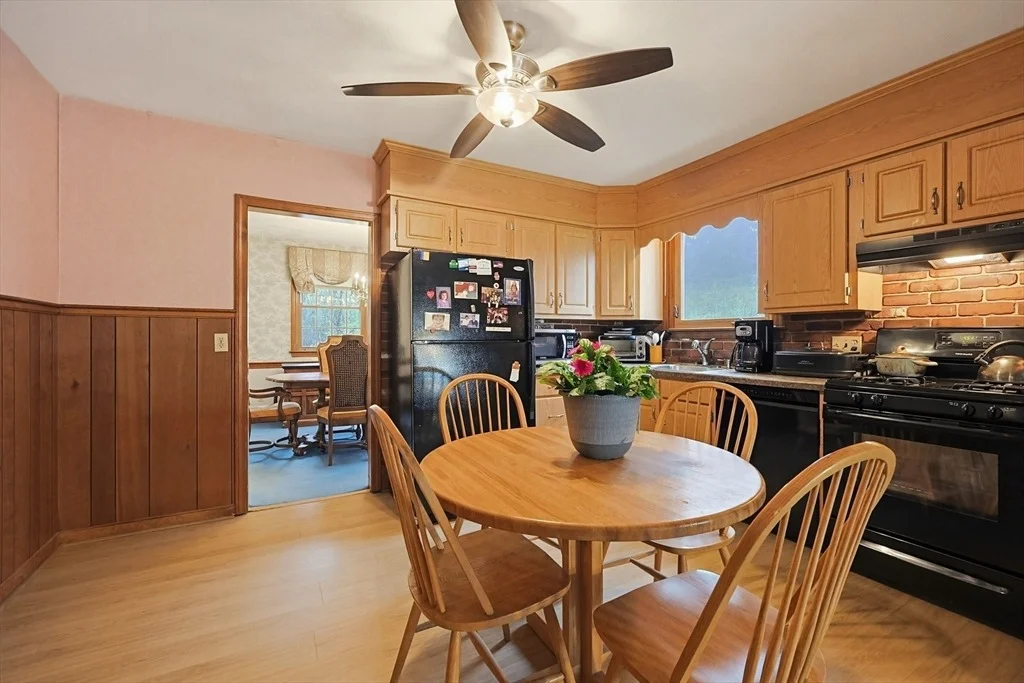 Photo of 5 Montgomery Dr