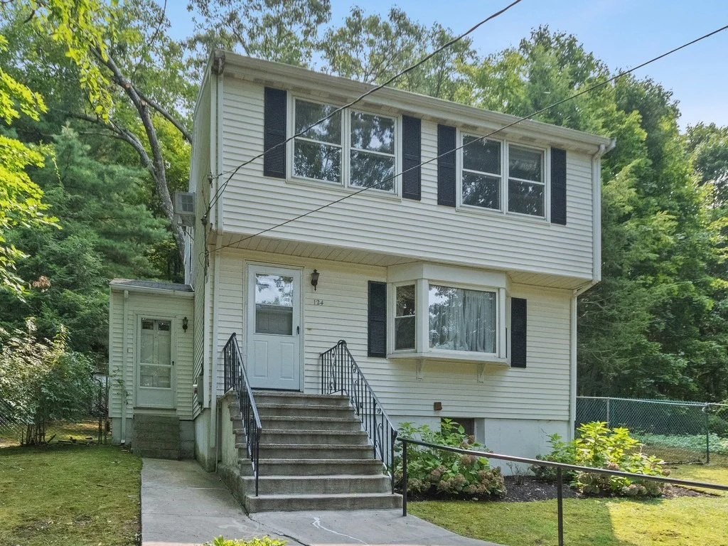 Photo of 124 Sibley Road