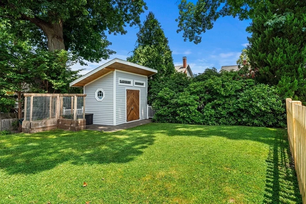 Photo of 62 Parkview Ave