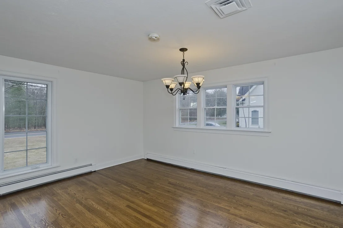 Photo of 1066 Piper Rd