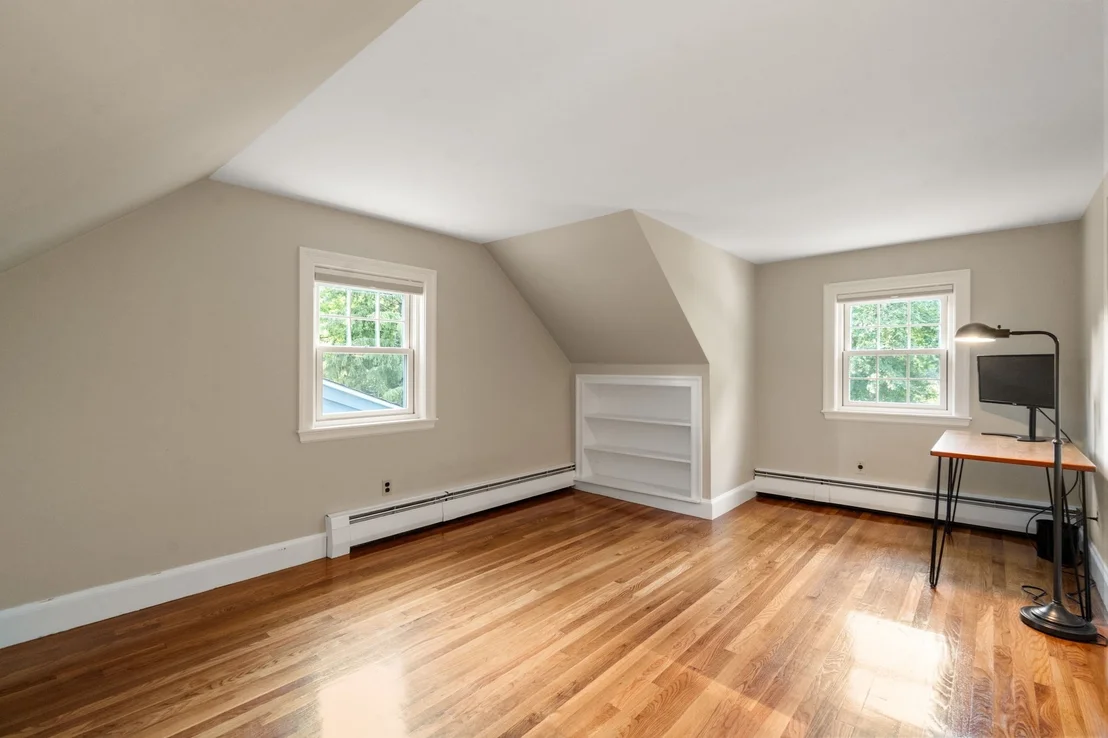 Photo of 60 Plain Road