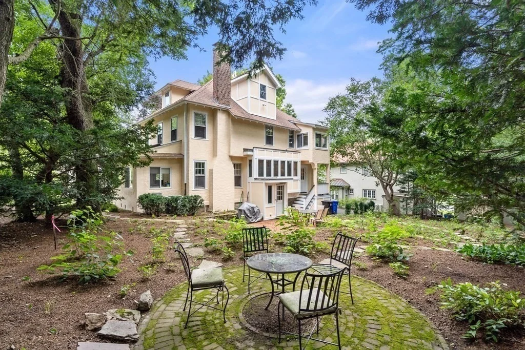 Photo of 47 Cotswold Rd