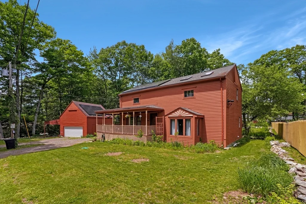 Photo of 4 Birch Ln