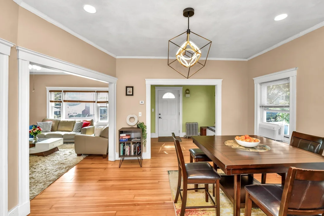 Photo of 7 Williams Ave