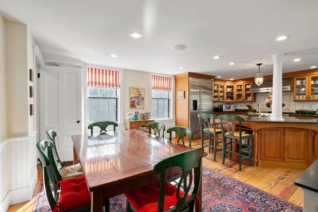 Photo of 338 Boston Post Road