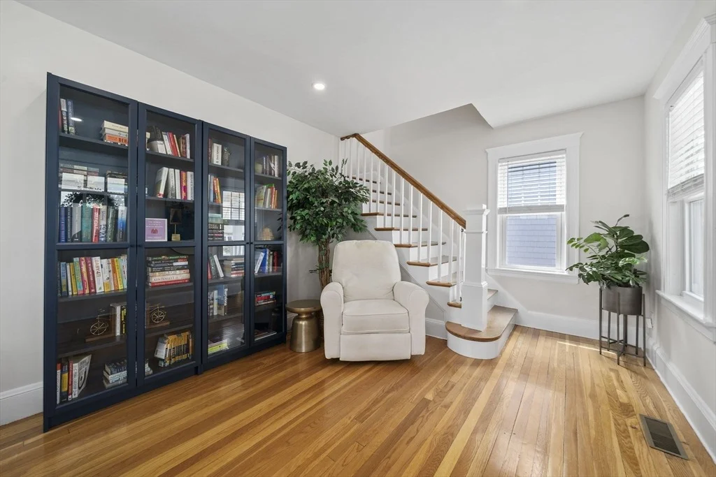 Photo of 39 Holmes St