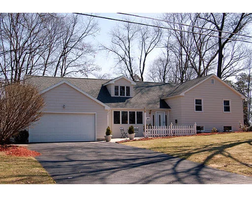 Photo of 145 Kenmore Dr