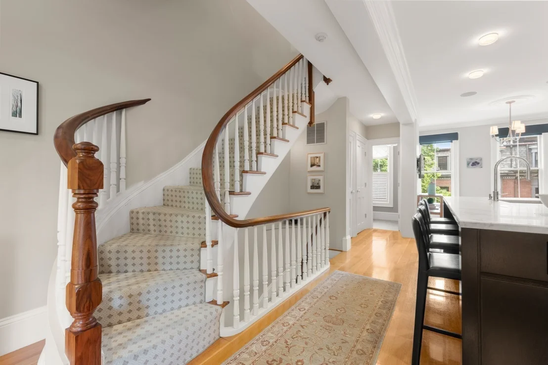 Photo of 112 Appleton Street