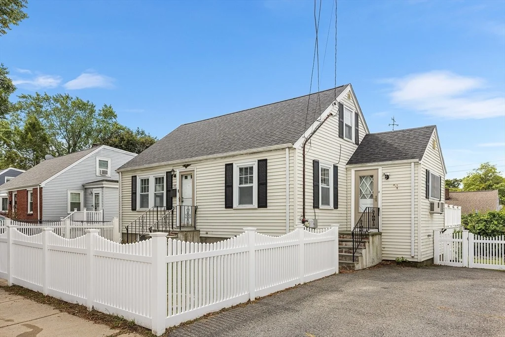 Photo of 39 Badger Rd