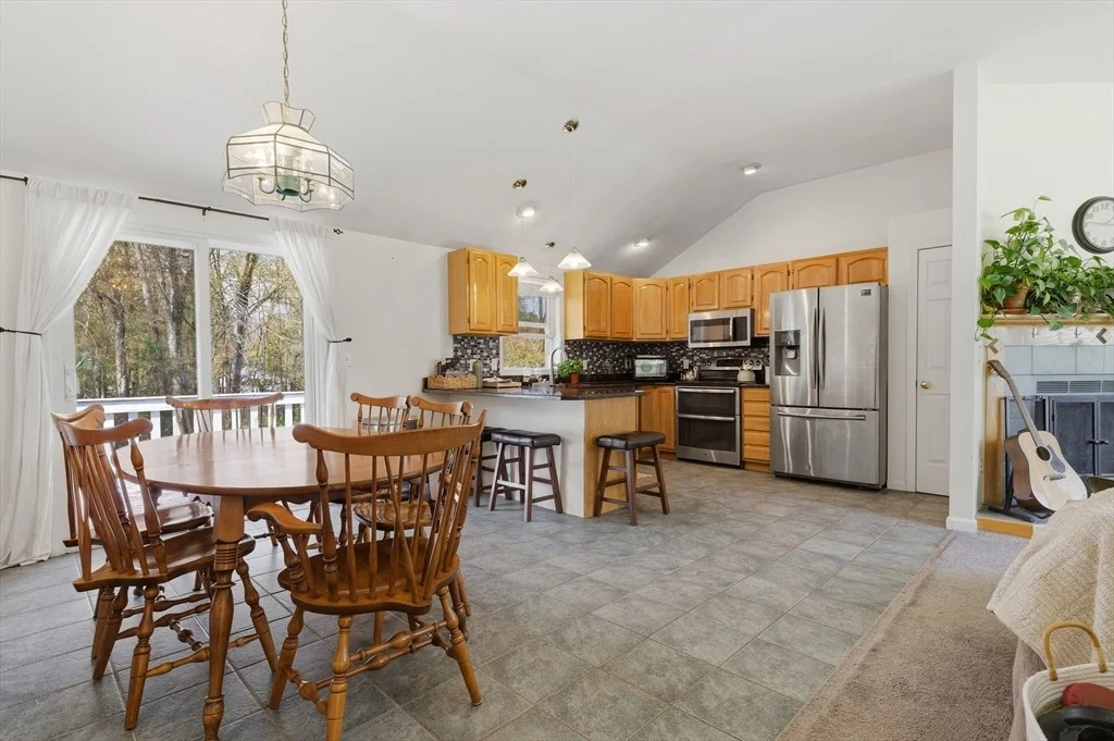 Photo of 19 Fairfield Dr