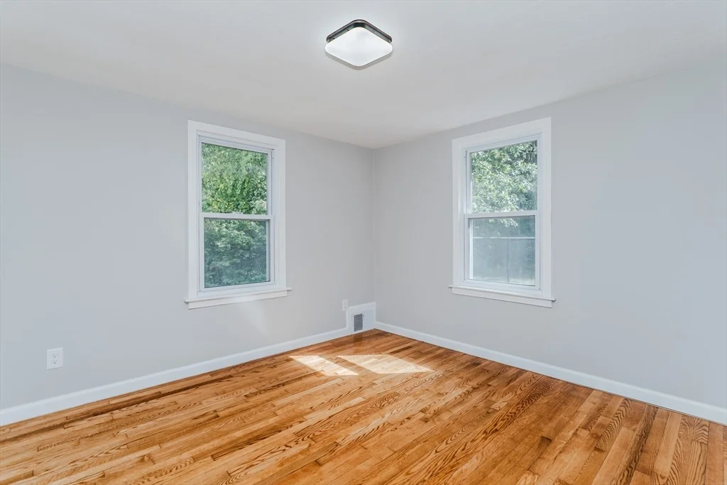 Photo of 43 Pleasantview St