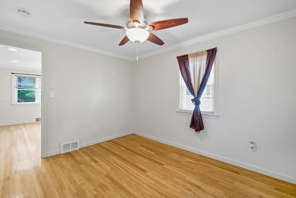 Photo of 35 Juniper Dr