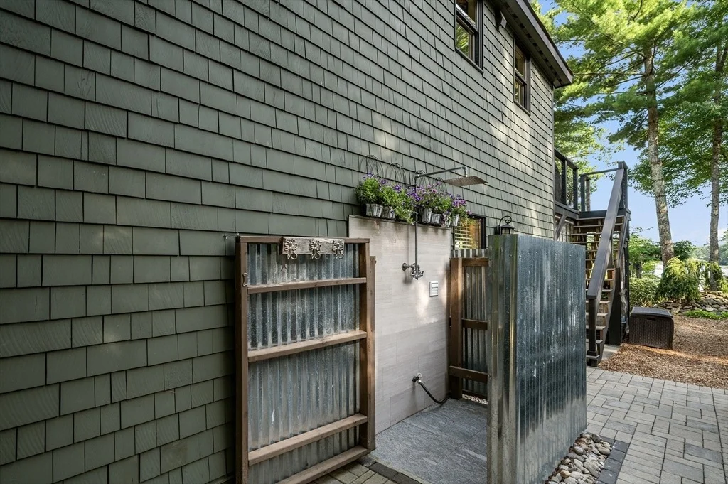 Photo of 128 Vine St