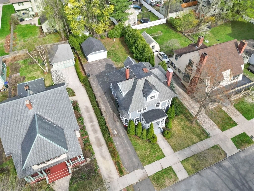 Photo of 227 Forest Park Ave