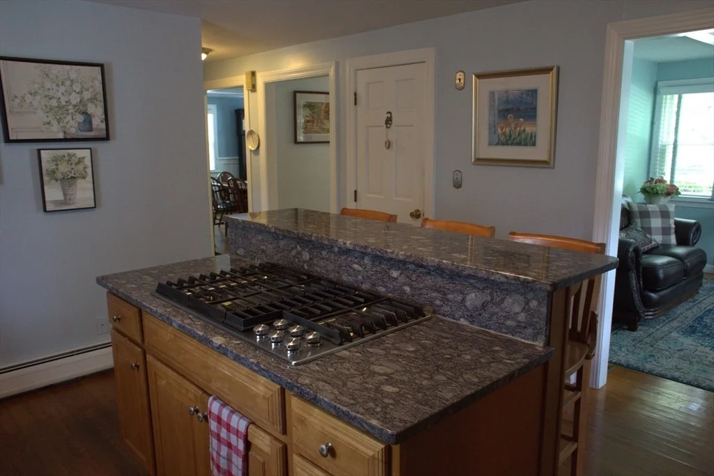 Photo of 6 Jeffrey Ln