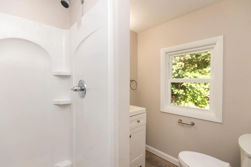 Photo of 4 Highland Cir