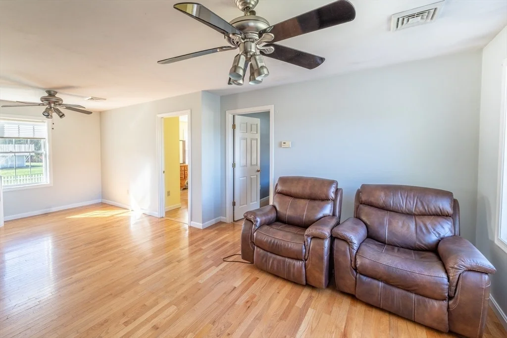 Photo of 58 Eagle Dr