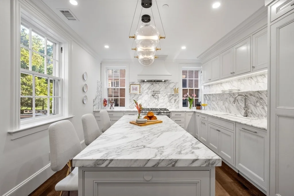 Photo of 19 Charles River Square