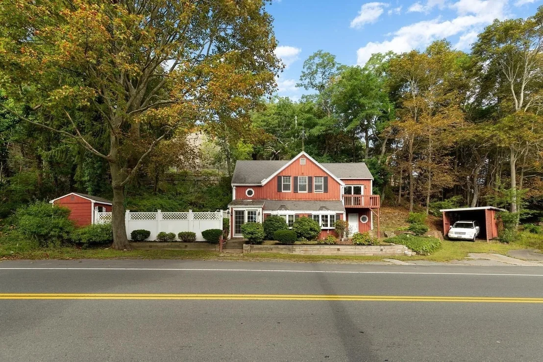 Photo of 350 Washington Street