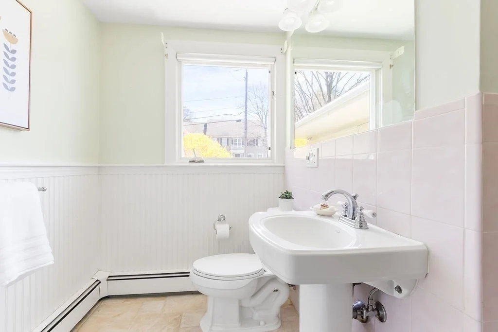 Photo of 64 Winfield St