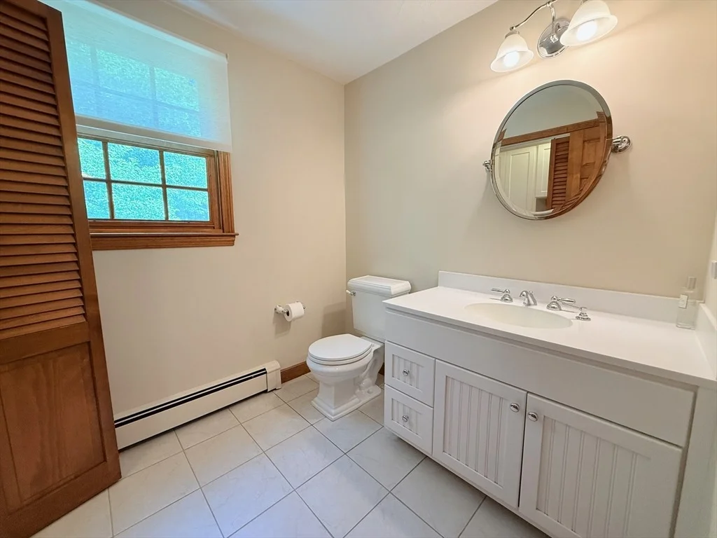 Photo of 19 Bubbling Brook Rd