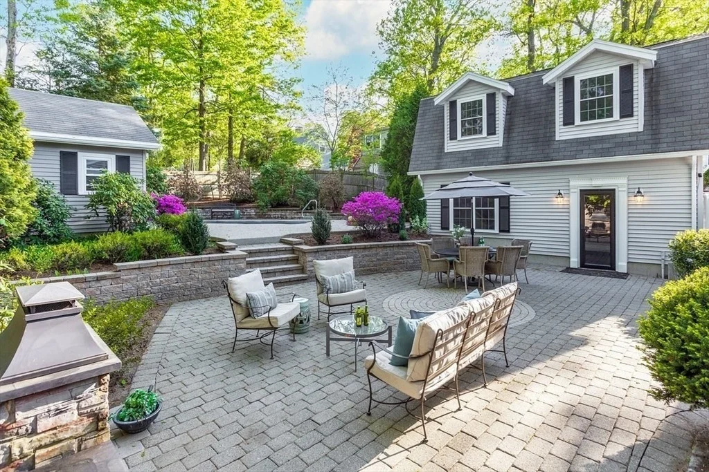 Photo of 27 Roundwood Rd