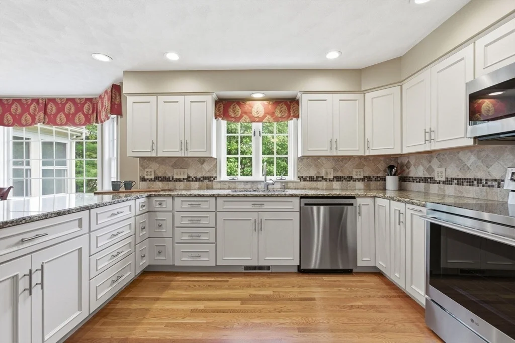 Photo of 187 Sanborn Lane
