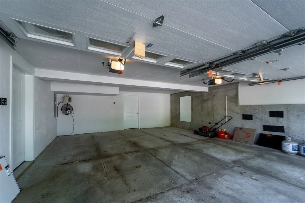 Photo of 31 Scenic Dr