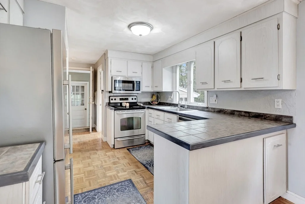 Photo of 10 Emile Circle