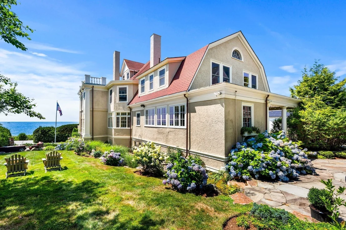 Photo of 31 Shore Rd.