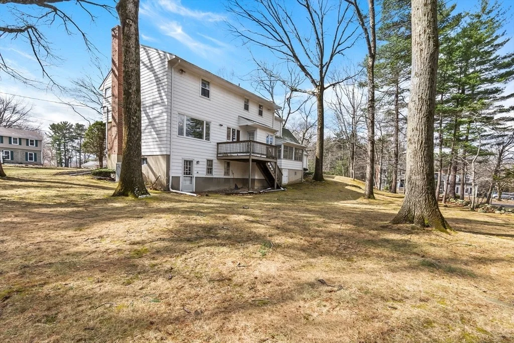 Photo of 26 Ledgewood Dr