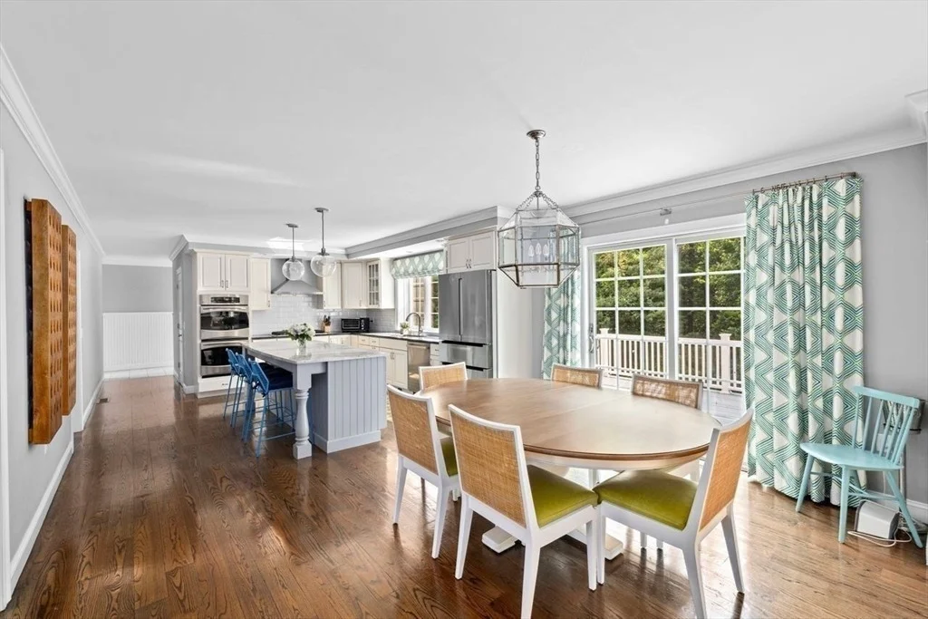 Photo of 10 Evangeline Dr