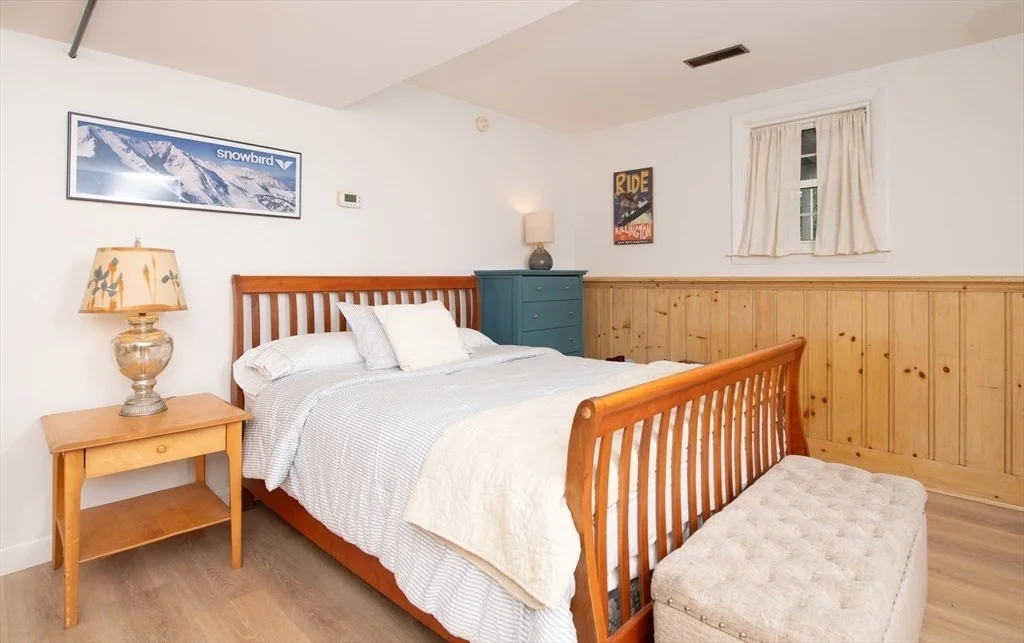 Photo of 12 Brook Dr